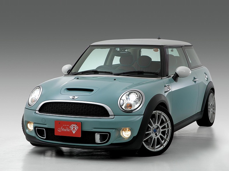 Mini クーパーs R56 オーリンズ車高調 カバナシート 社外17インチaw フェラーリ ポルシェ買取査定 輸入車限定の委託販売専門店 スタジオwm